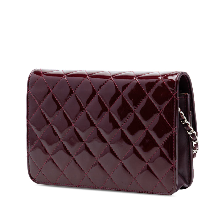Chanel CC Matelassé Cuir verni Brilliant Wallet on Chain