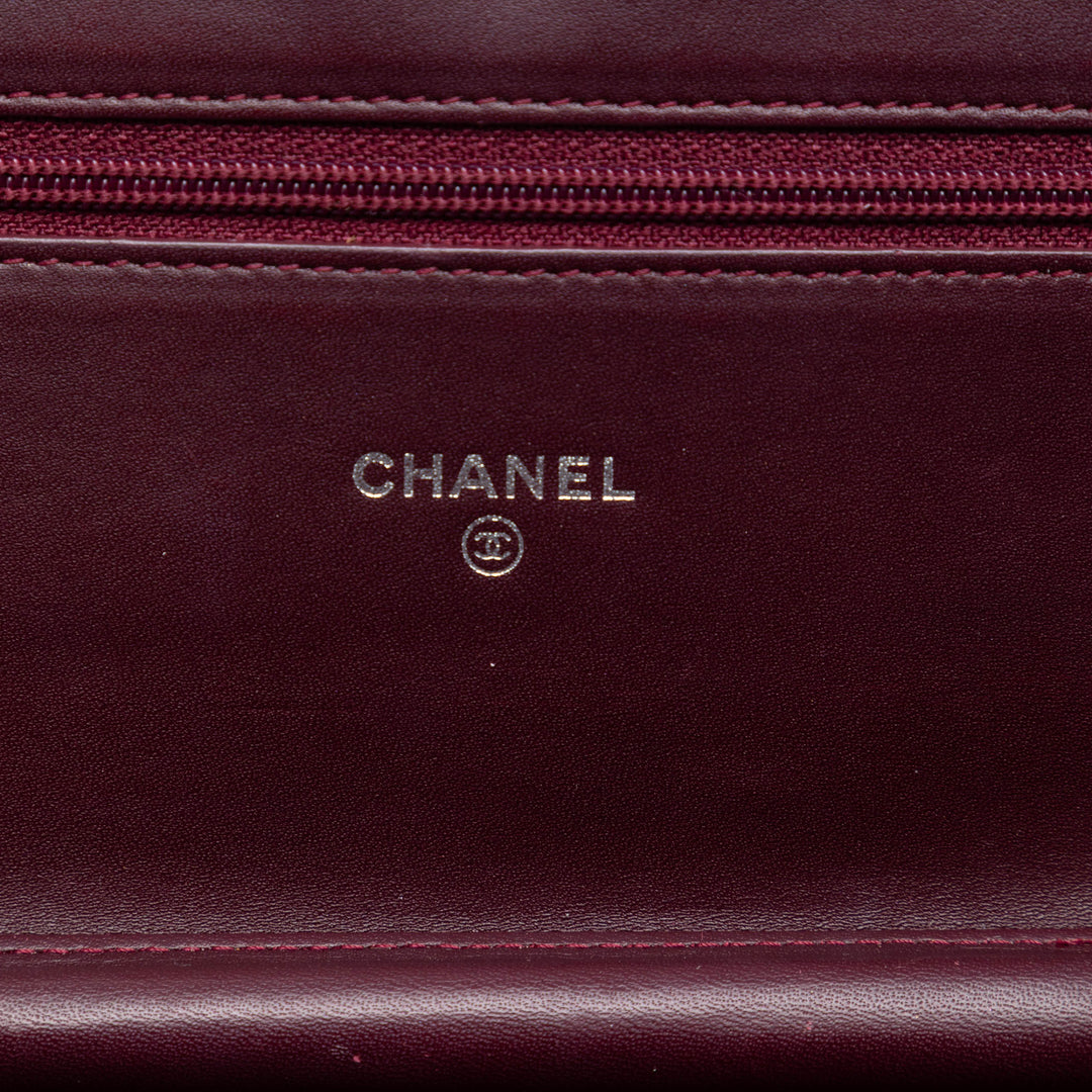 Chanel CC Matelassé Cuir verni Brilliant Wallet on Chain