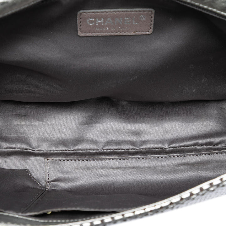 Chanel Metallic Glazed Cuir de veau perforé Rodeo Drive à rabat