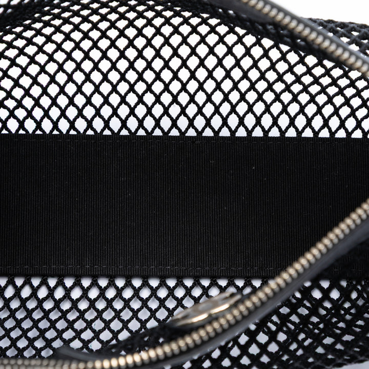 Chanel CC Mesh et brillant Cuir d’agneau Pochette avec chaîne
