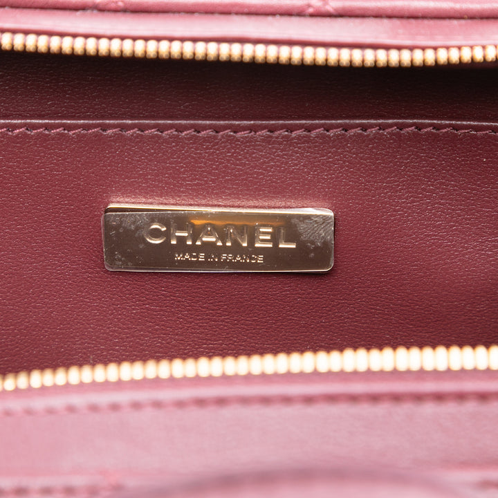 Chanel Small CC Matelassé Cuir de veau anse supérieure Convertible Vanity