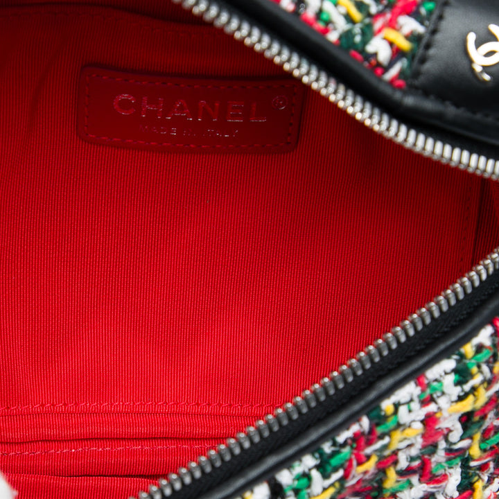 Chanel Street Allure Sac ceinture Tweed Noir – vue 4 – GABY PARIS