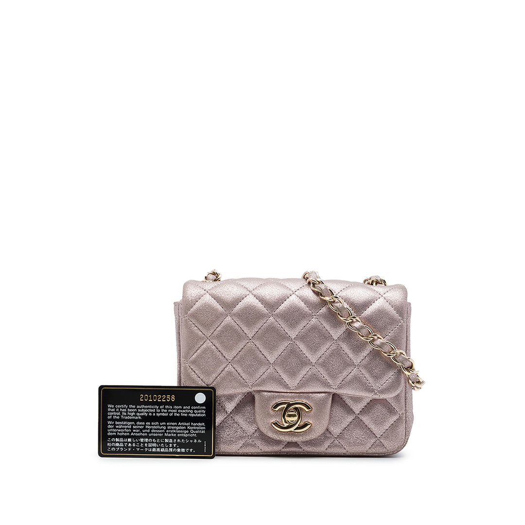 Chanel Sac bandoulière Classic Carré Métallisé Rabat simple Mini Cuir d'agneau Rose – vue 7 – GABY PARIS
