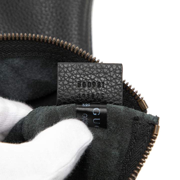 Gucci Medium Cuir de veau Logo Portfolio Pochette