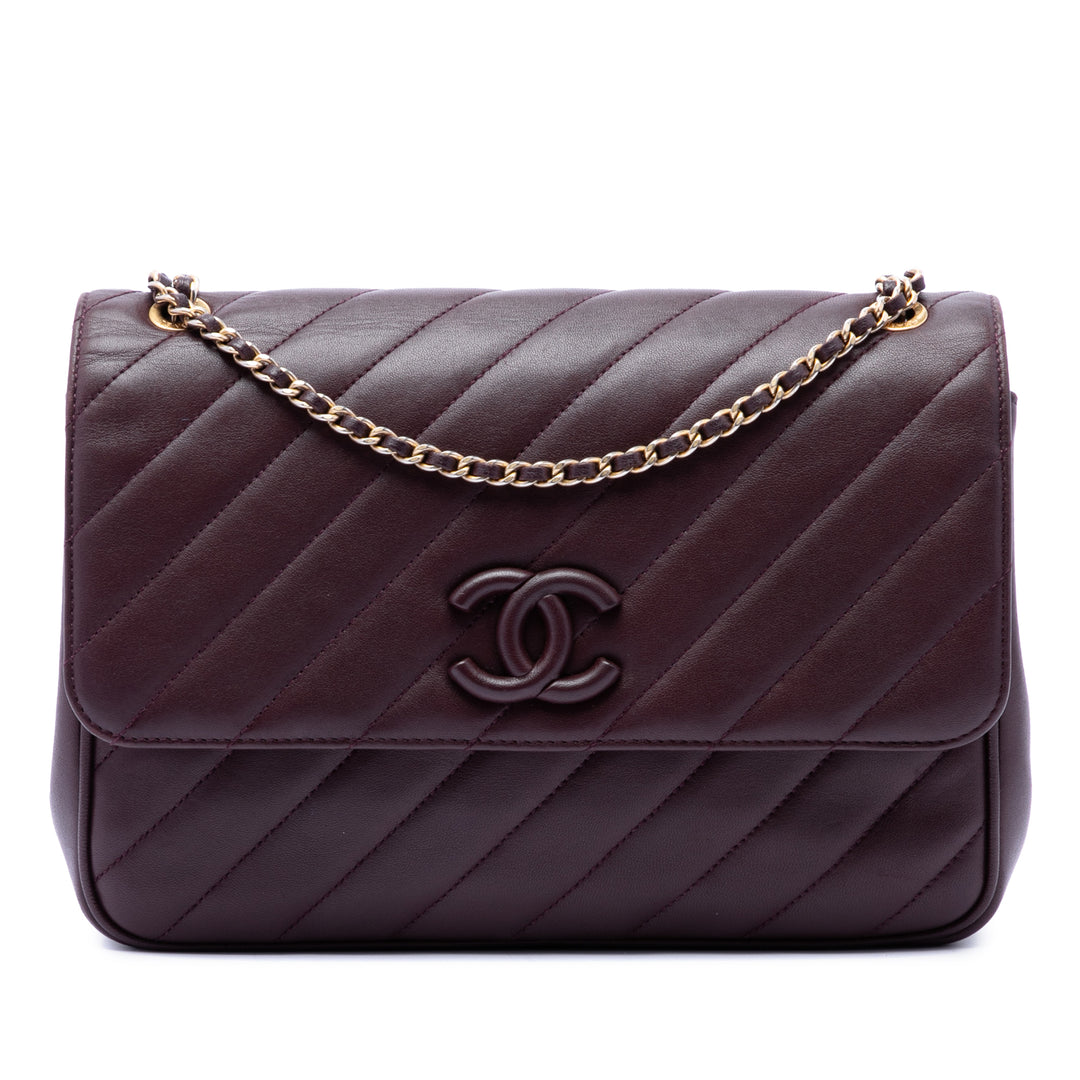 Chanel Diagonal Matelassé Cuir d’agneau CC Signature à rabat