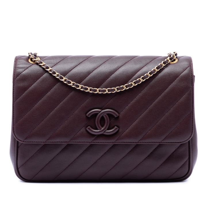 Chanel Diagonal Matelassé Cuir d’agneau CC Signature à rabat