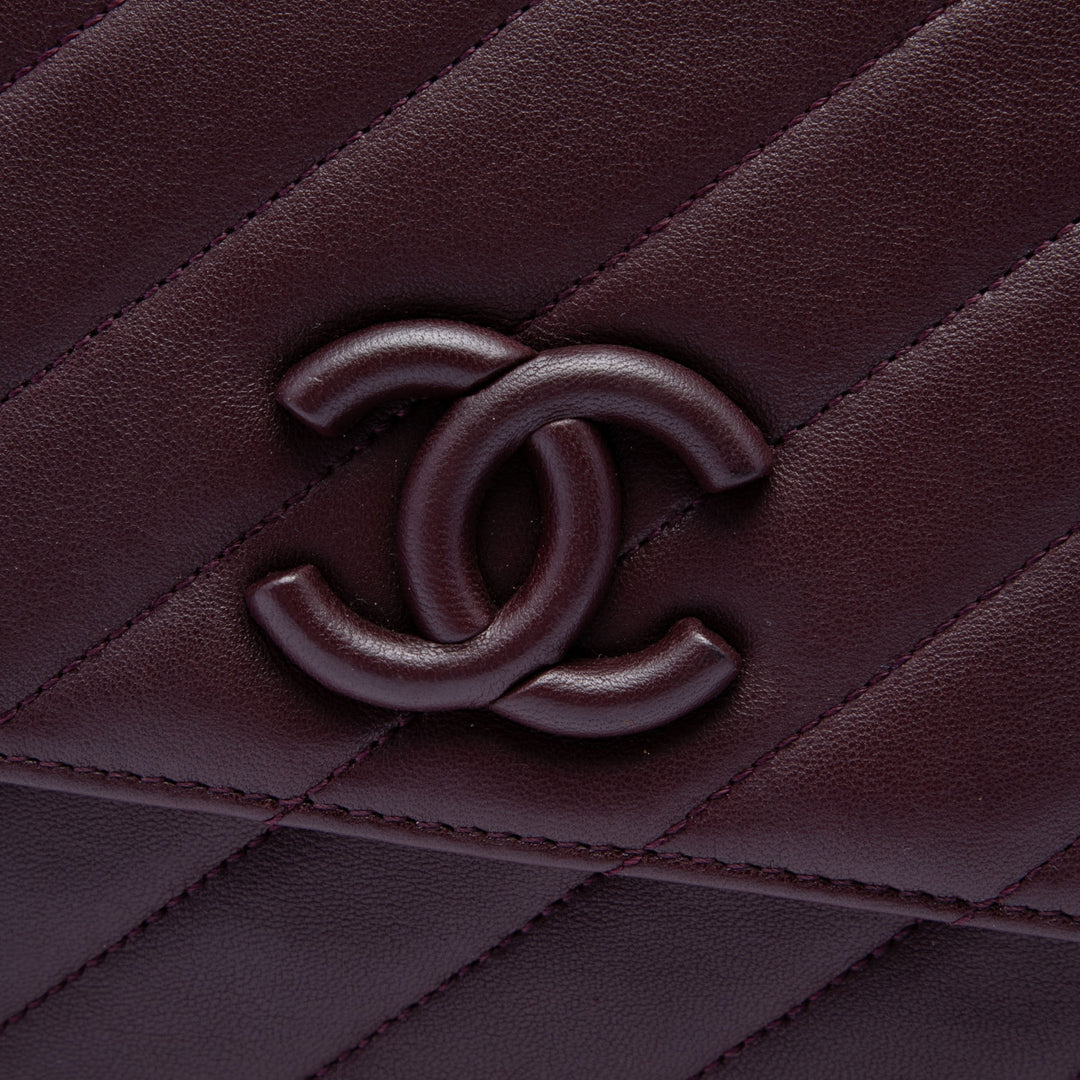 Chanel Diagonal Matelassé Cuir d’agneau CC Signature à rabat