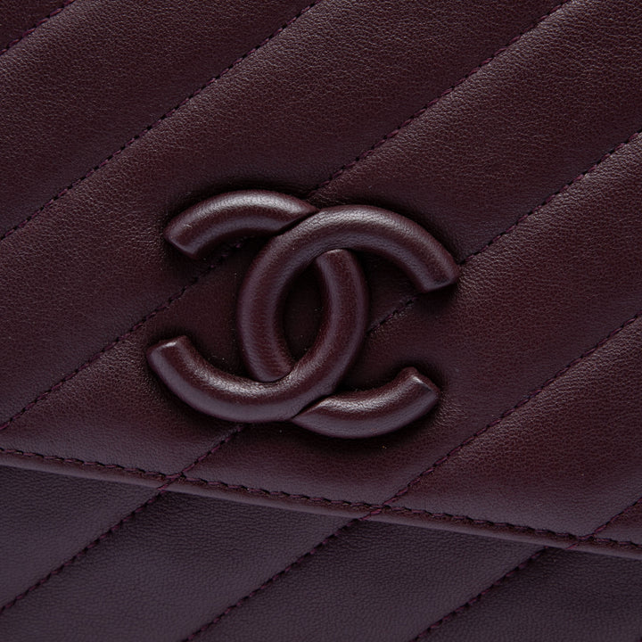 Chanel Diagonal Matelassé Cuir d’agneau CC Signature à rabat