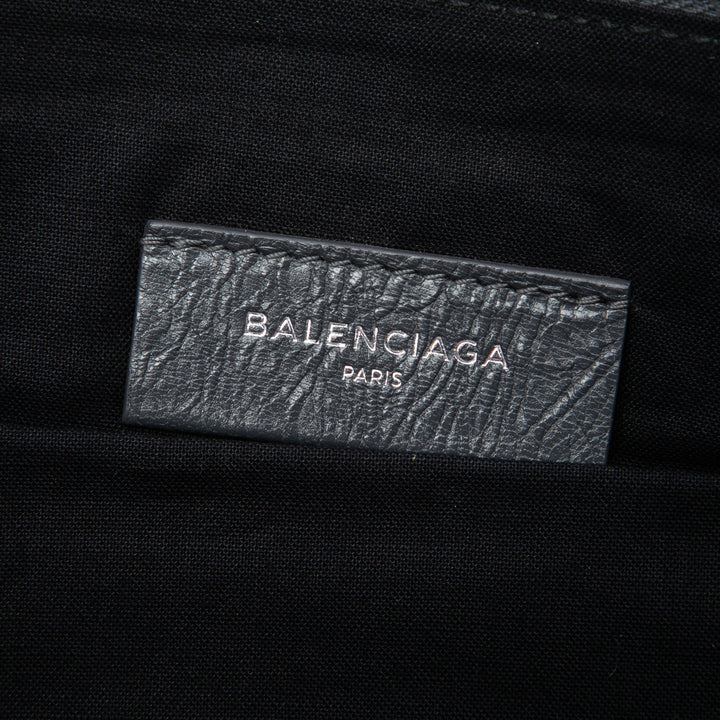 Balenciaga Cuir d’agneau Motocross Classic Zip Around Flat Pochette