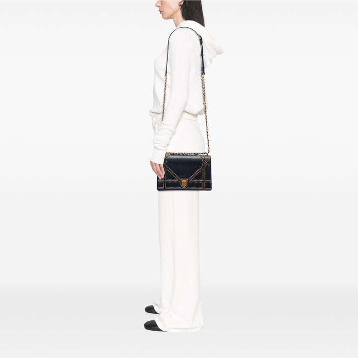 Dior Medium clouté Cuir d’agneau Diorama à rabat