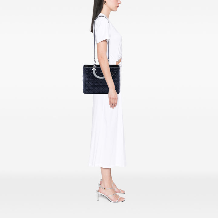 Dior Large Cuir d’agneau Cannage Lady Dior