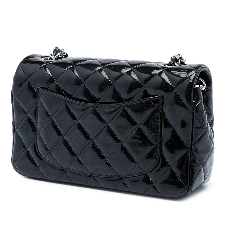 Chanel Classic Rectangulaire Rabat simple Mini Noir