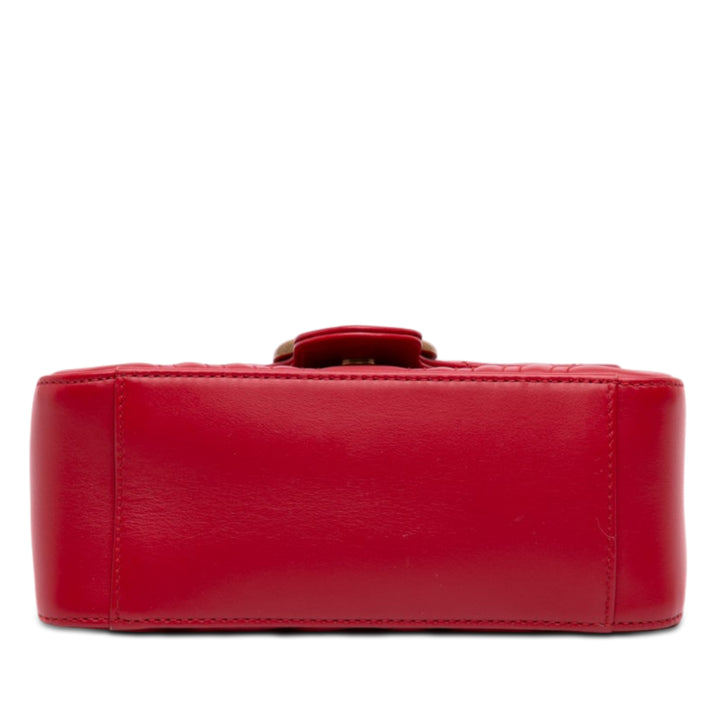 Gucci Mini GG Marmont Matelasse Cuir sac à anse supérieure