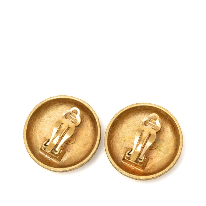 Chanel CC plaqué Rond Clip On Boucles d’oreilles