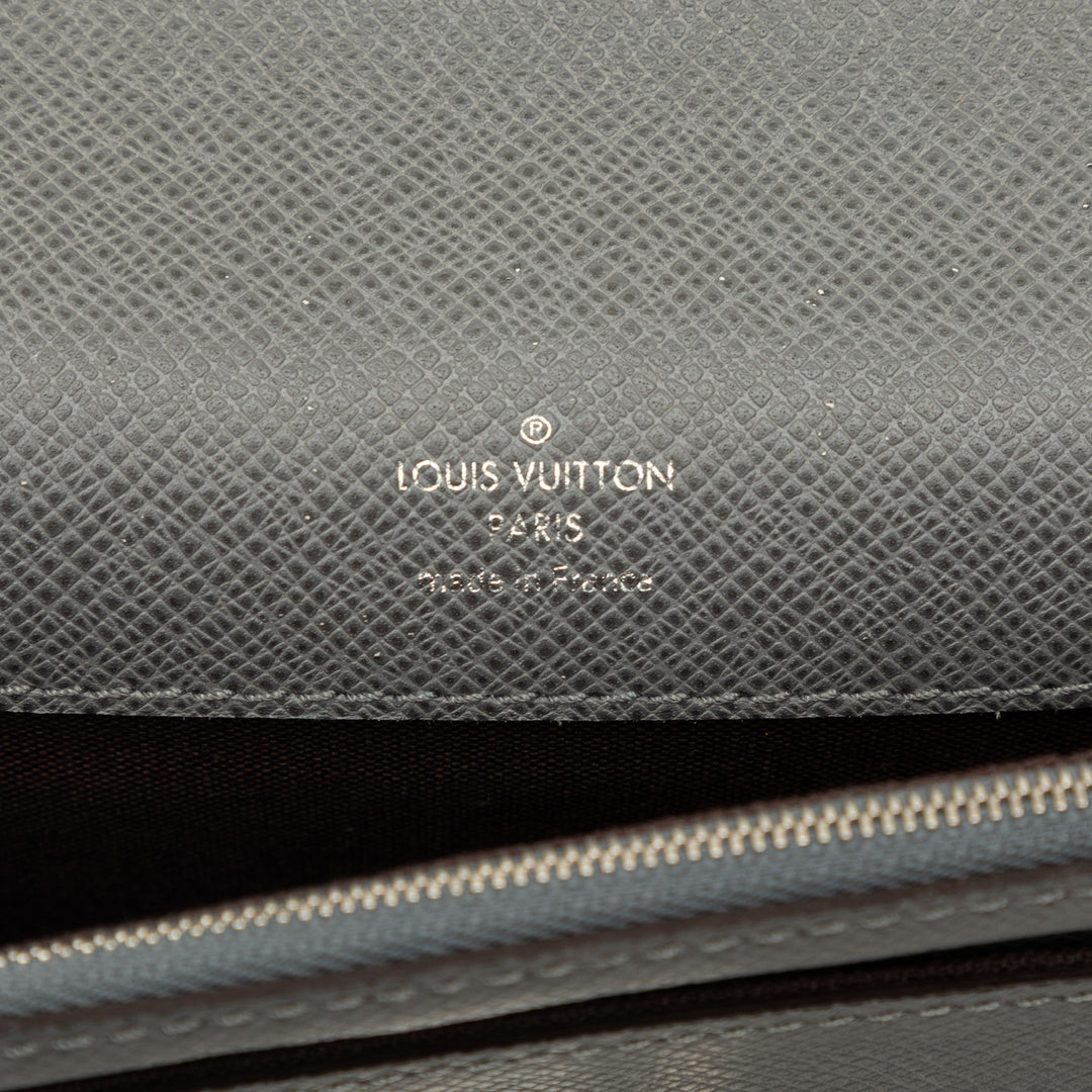 Taiga Neo Belaia Pochette Gris