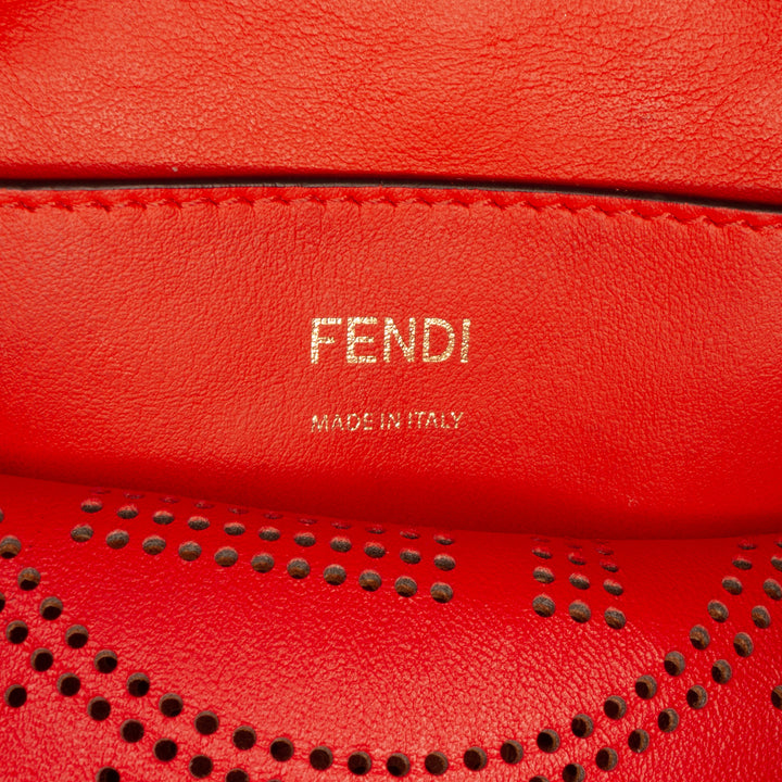 Fendi Small perforé Cuir Mon Tresor Bucket Sac