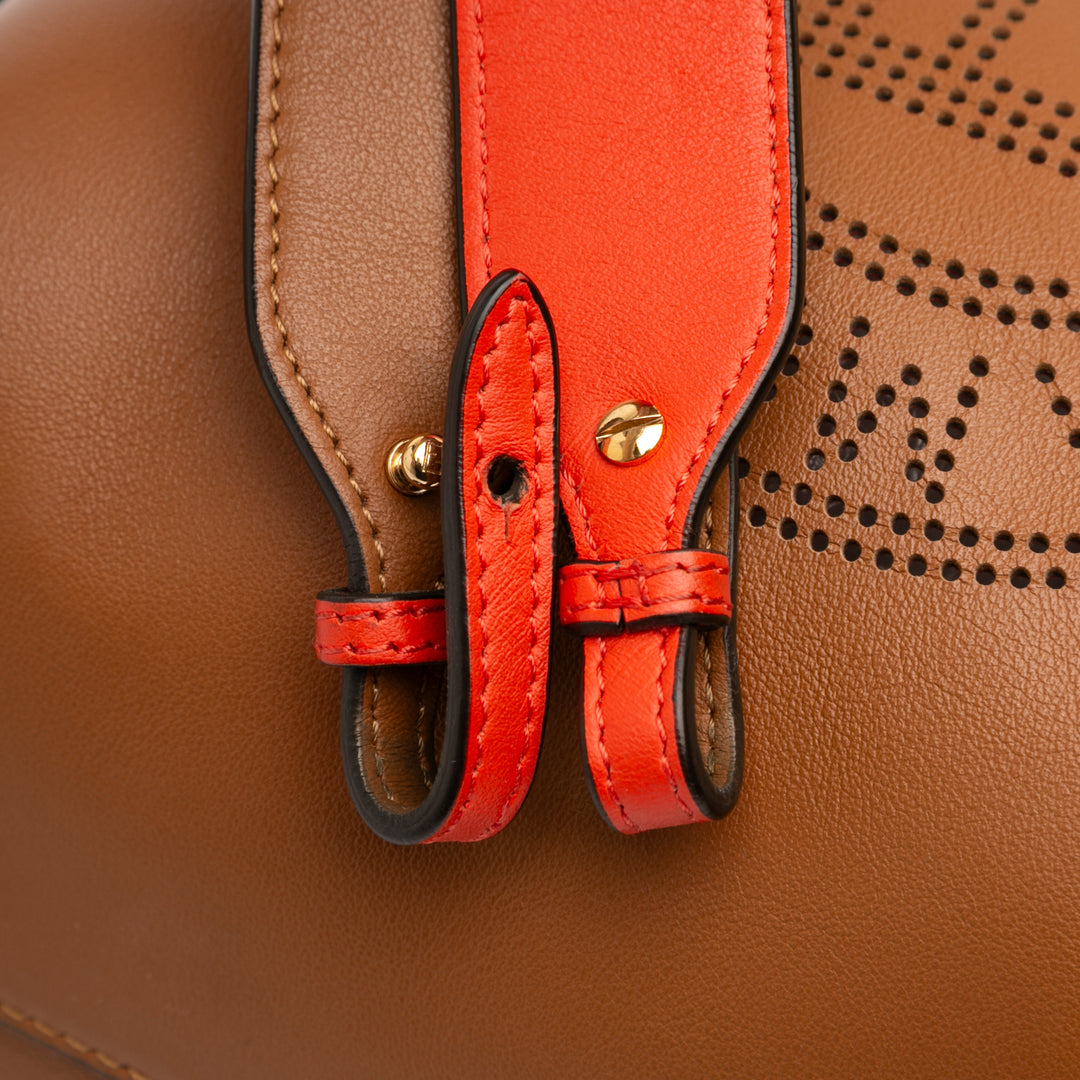 Fendi Small perforé Cuir Mon Tresor Bucket Sac