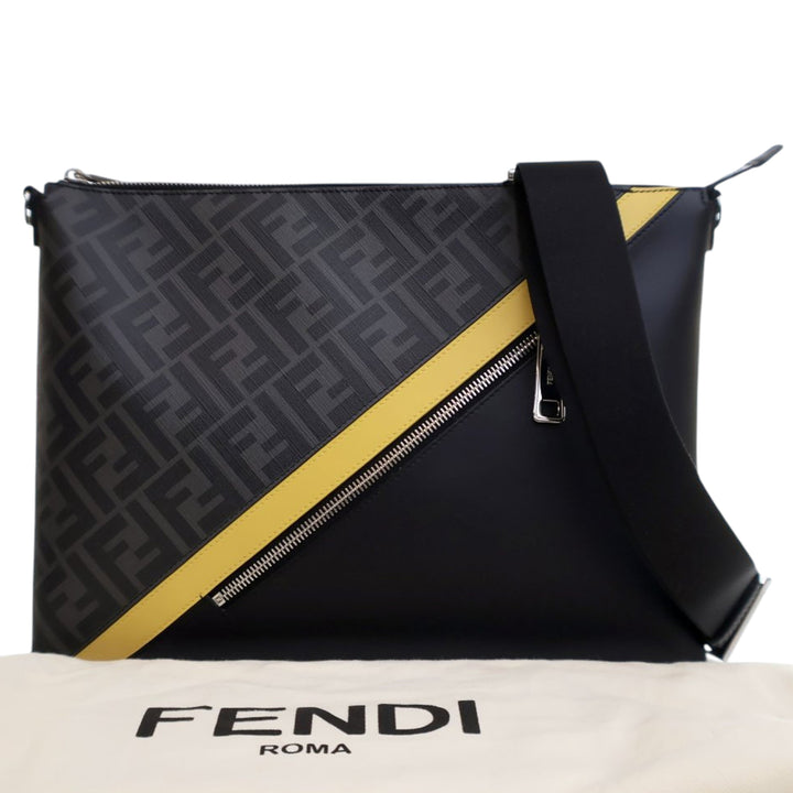 Fendi Zucca Coated Toile Diagonal Sac porté croisé Gris