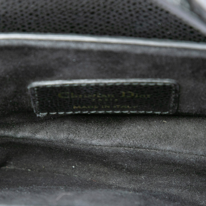 Dior Sac à main grainé Saddle Mini Cuir de veau grainé Noir – vue 4 – GABY PARIS