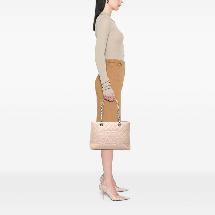 Chanel Caviar Grand Shopping Cabas