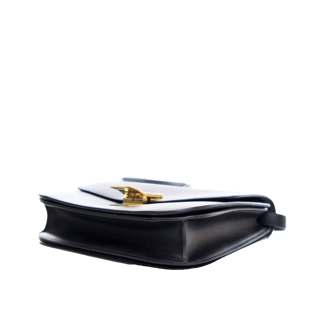 Medium Calfskin Classic Box Black - Gaby Paris