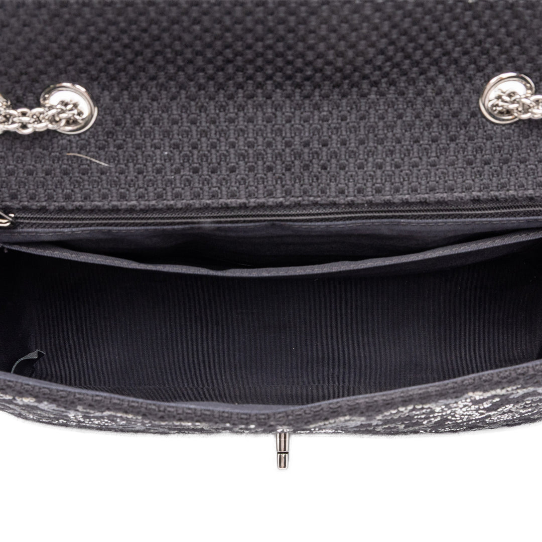 Chanel Paris Shanghai Strass Orné Pudong Double rabat Jumbo Tweed Noir – vue 4 – GABY PARIS