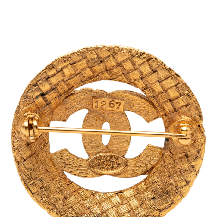 Chanel CC plaqué Woven Rond Broche