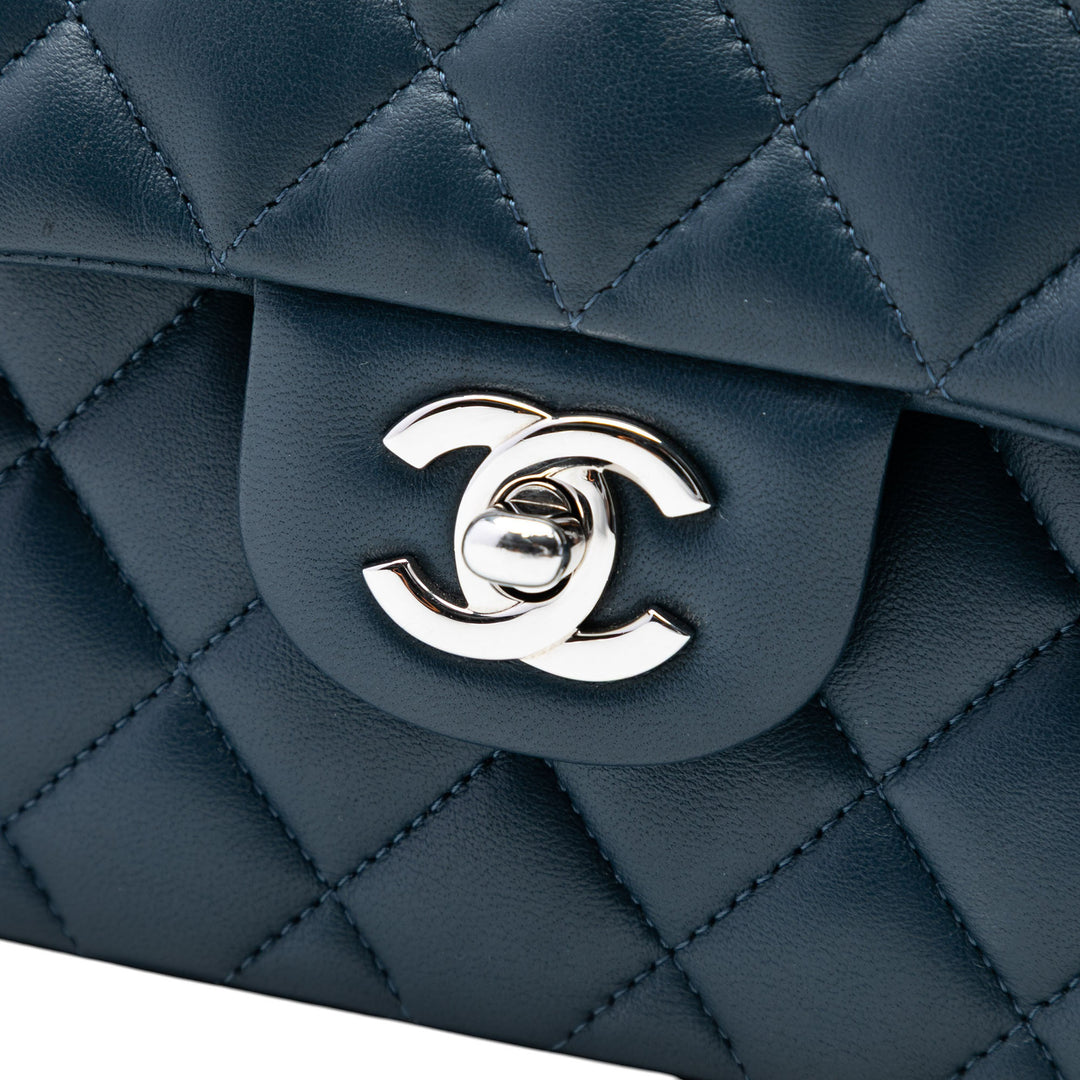 Chanel Small Classic Cuir d’agneau Double rabat
