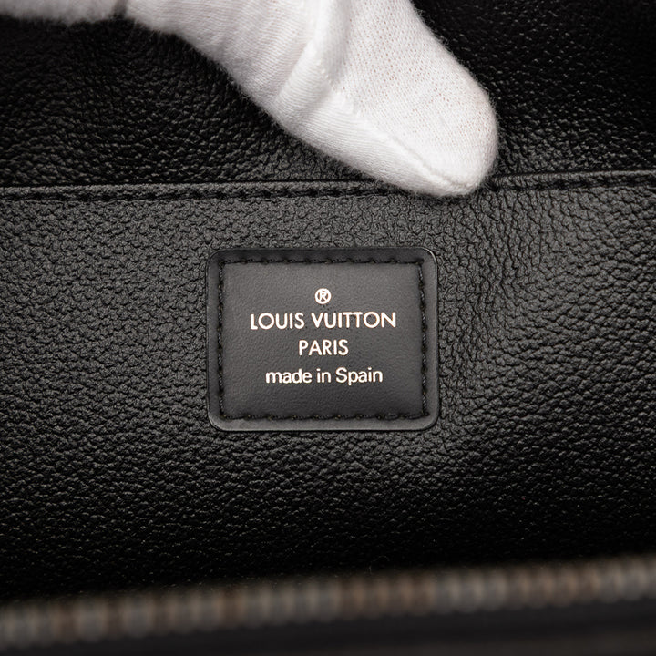 Louis Vuitton Taiga Toiletry Pochette GM Noir – GABY PARIS Authentique