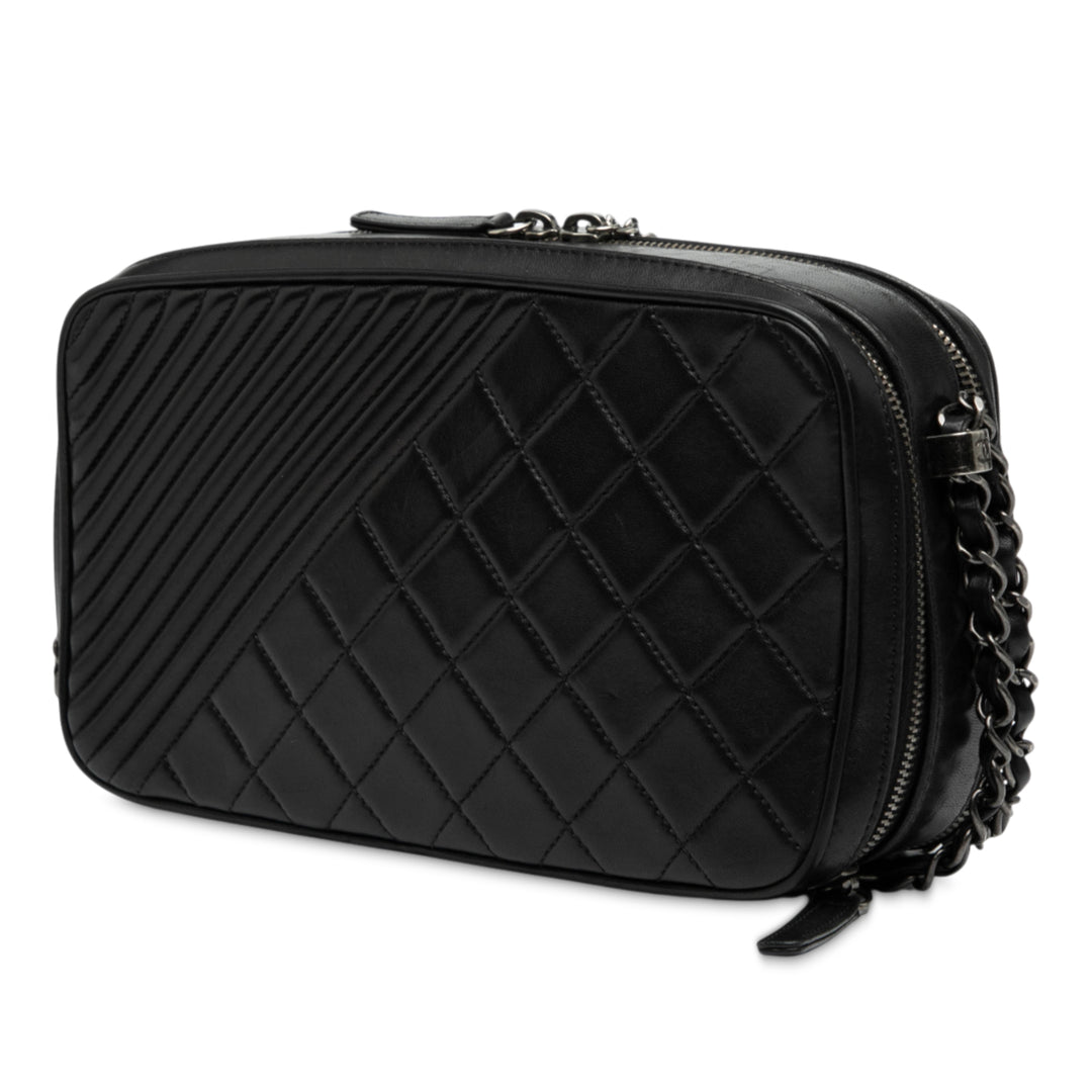 Chanel Medium Quilted Cuir d’agneau Coco Boy Sac caméra Noir