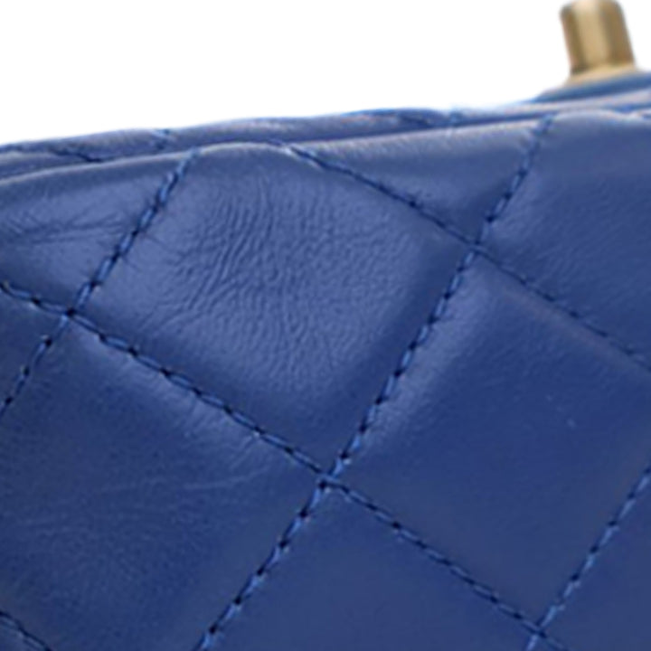 Chanel Mini Rectangular Classic Cuir d’agneau Perle Crush Simple rabat