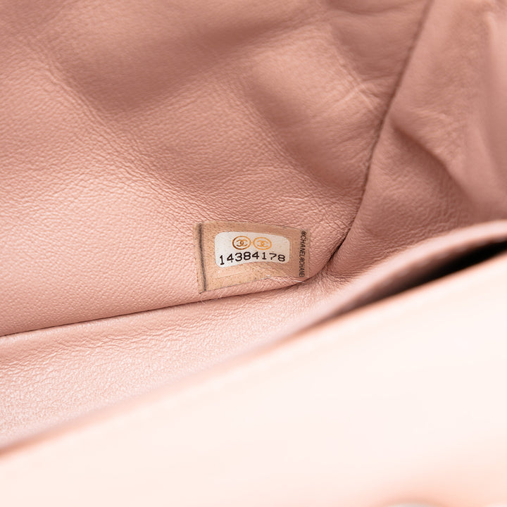 Chanel Classic Cuir verni East West Simple rabat