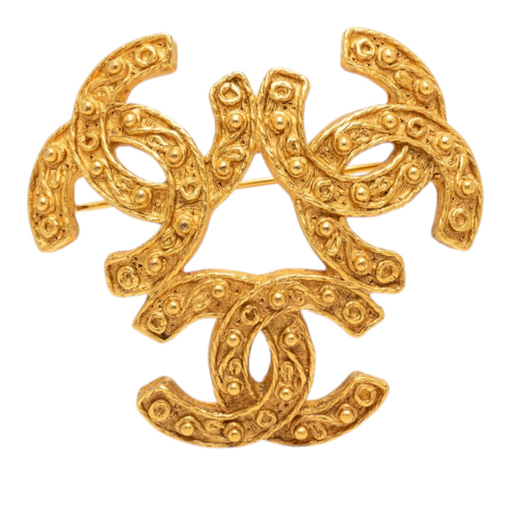 Chanel plaqué Triple CC Broche Métal