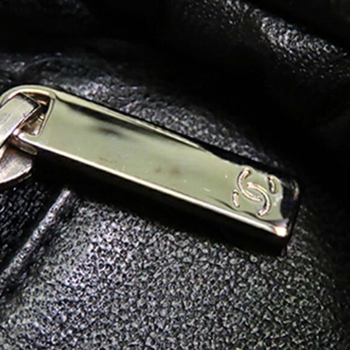 Chanel Matelassé Cuir d'agneau Timeless Kisslock Pochette