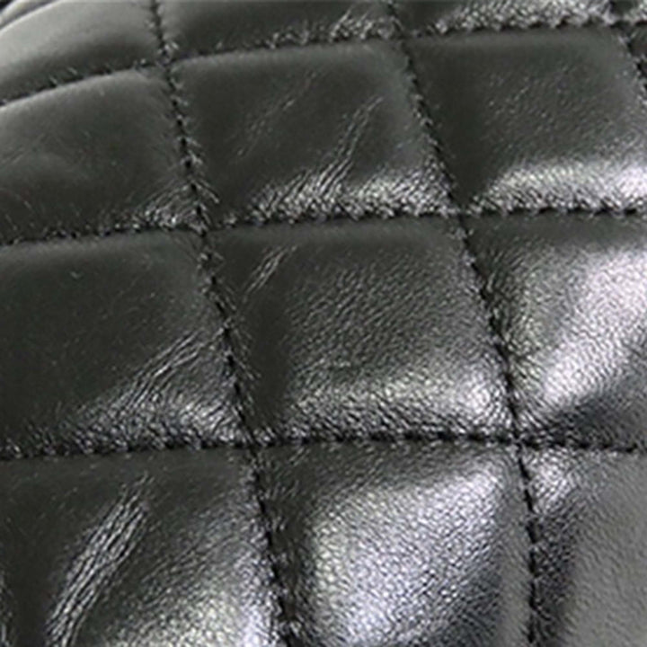 Chanel Matelassé Cuir d'agneau Timeless Kisslock Pochette