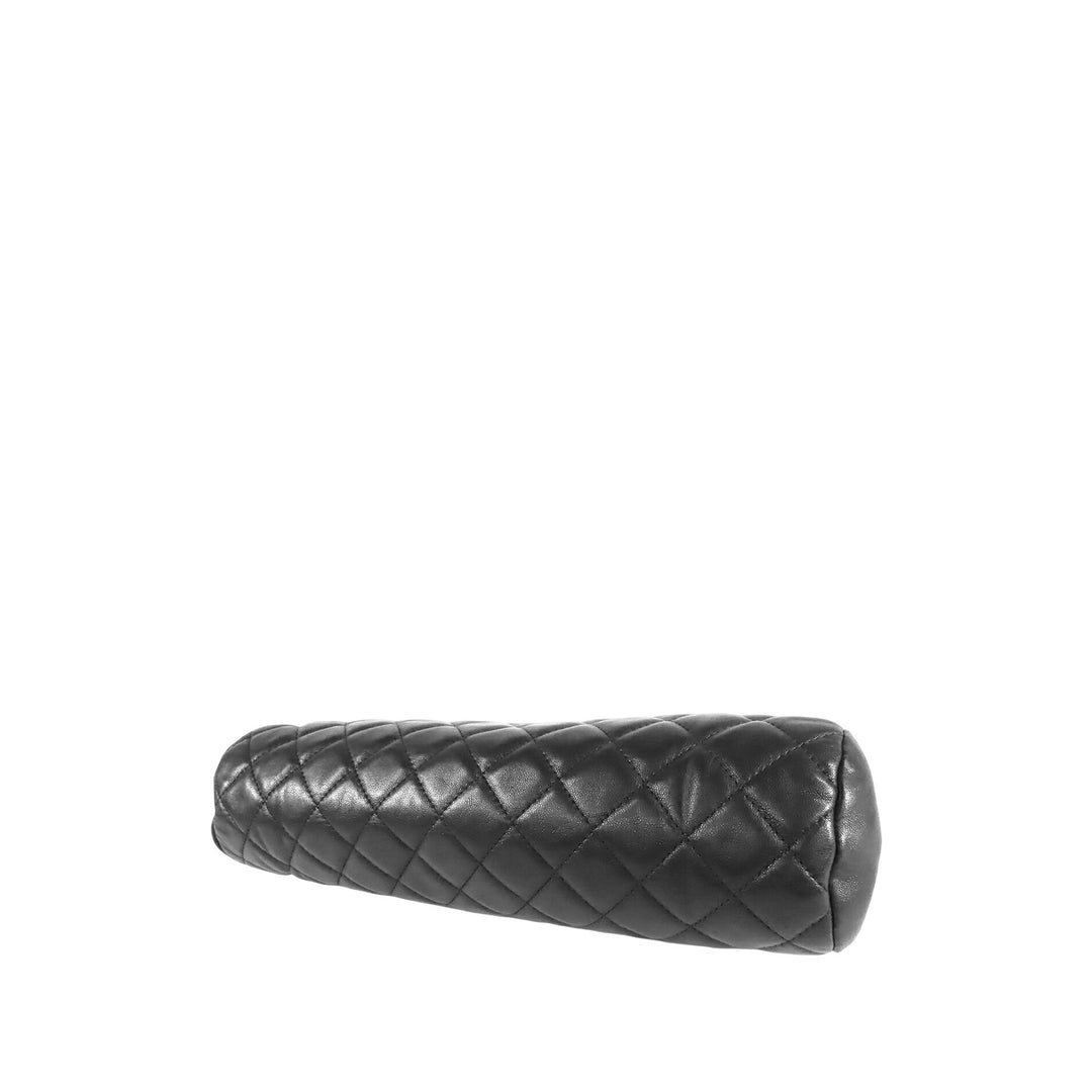Chanel Matelassé Cuir d'agneau Timeless Kisslock Pochette