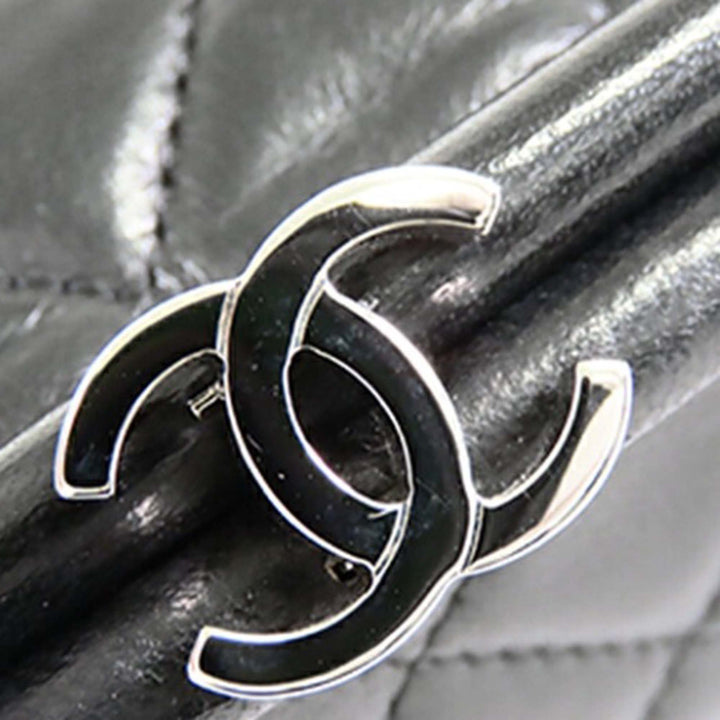 Chanel Matelassé Cuir d'agneau Timeless Kisslock Pochette