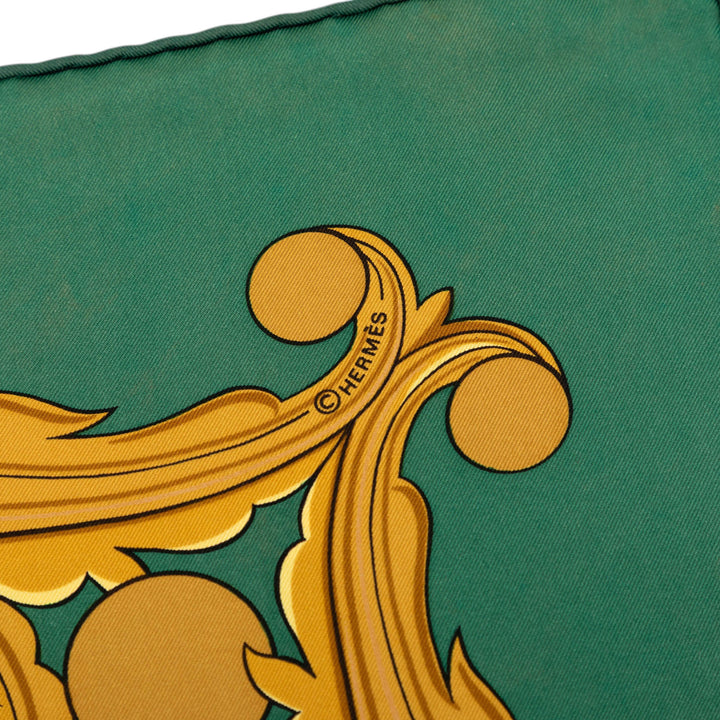 Hermès Animaux Solaires Soie Foulard 90