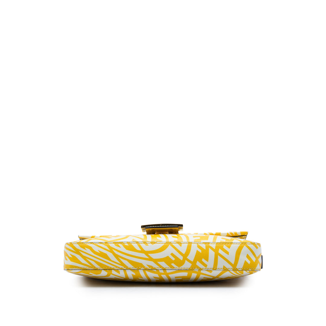 Fendi Sarah Coleman Zucca Coated Toile 1997 Vertigo Baguette
