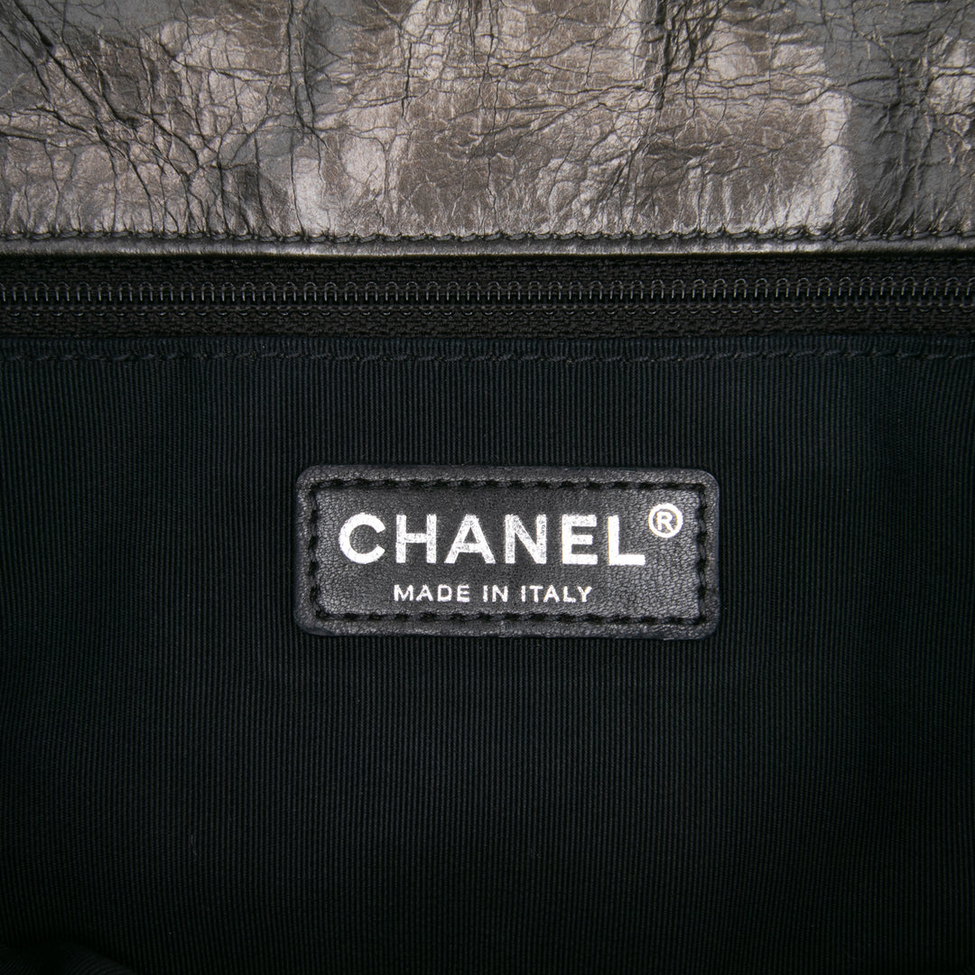 Chanel Medium Quilted Métallisé Aged Cuir de veau Chain Me Flap Gris