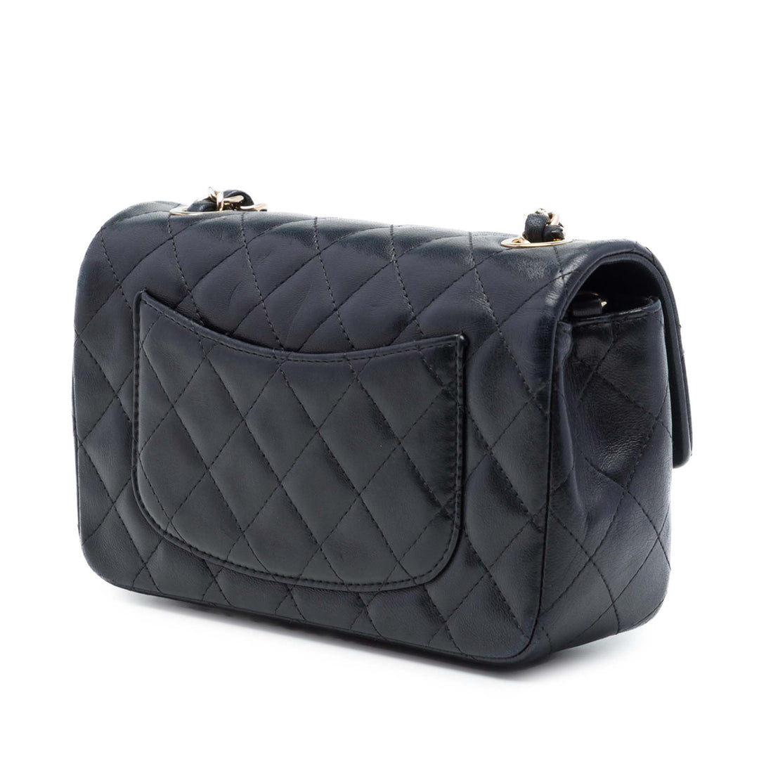 Classic Rectangulaire Valentines Heart Charms Rabat simple Mini Cuir d'agneau Noir