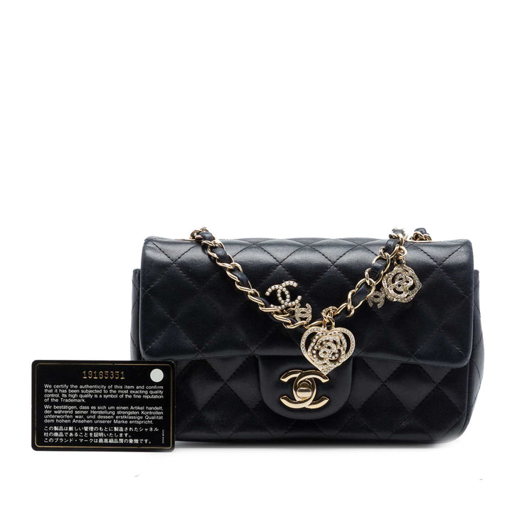 Classic Rectangulaire Valentines Heart Charms Rabat simple Mini Cuir d'agneau Noir