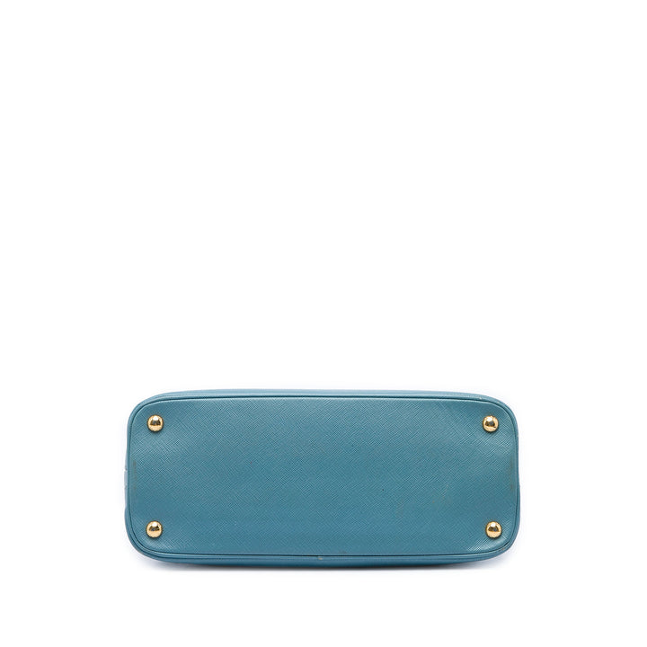 Prada Sac à main Lux Promenade Saffiano Moyen Bleu – vue 3 – GABY PARIS