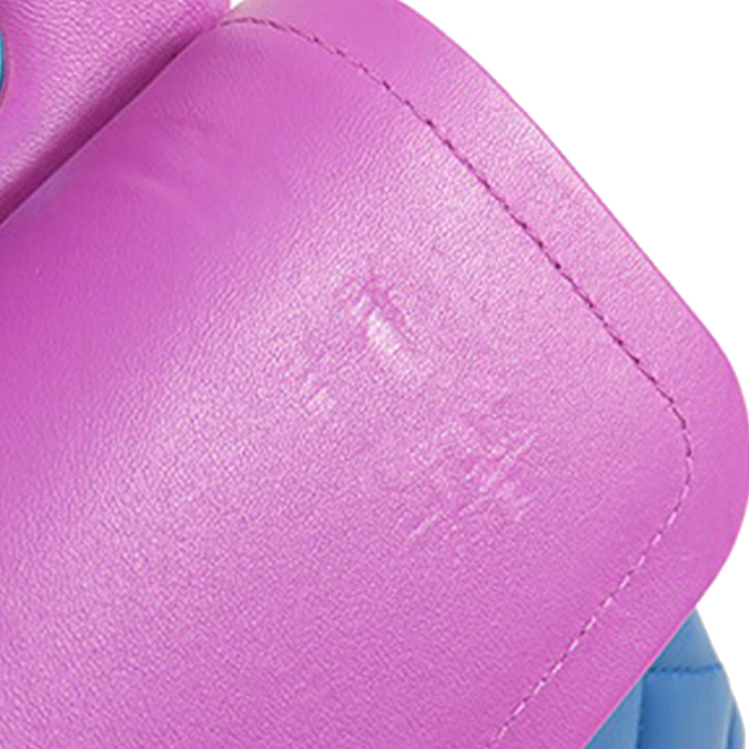 Chanel Medium Classic Cuir d’agneau Rainbow Hardware Double rabat