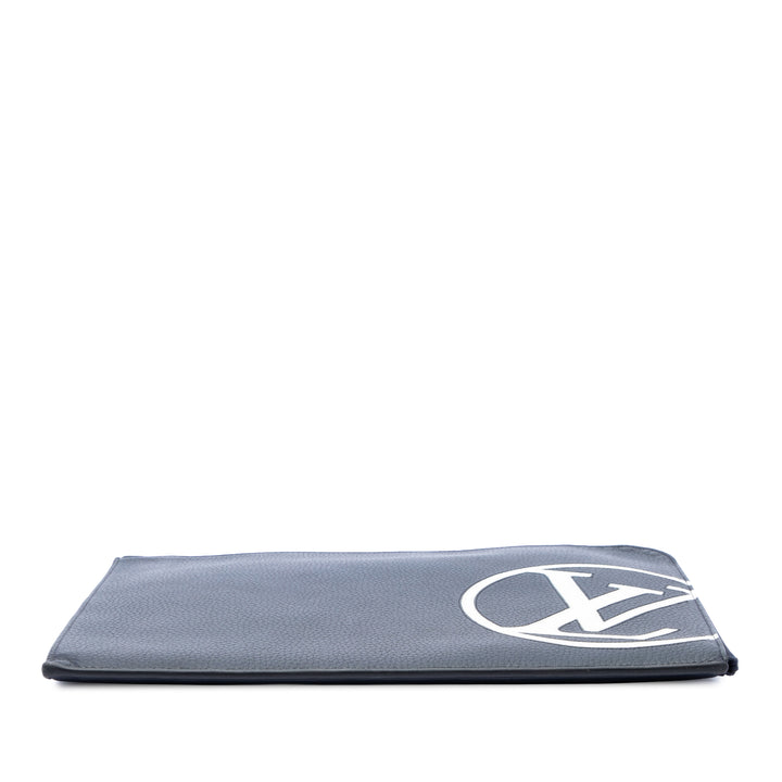 Louis Vuitton Initials Circle Pochette Jour GM taurillon Bleu – vue 3 – GABY PARIS