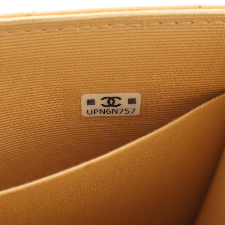 Chanel CC Matelassé Cuir d'agneau Perles fantaisie anse supérieure à rabat