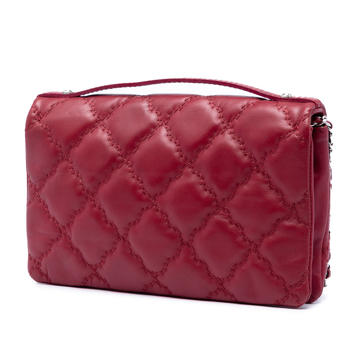 Chanel Matelassé Double Stitch Hamptons Pochette avec chaîne Cuir de veau