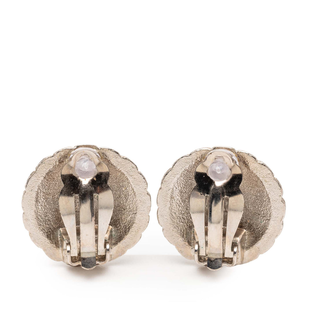 Chanel CC plaqué Clip on Boucles d’oreilles