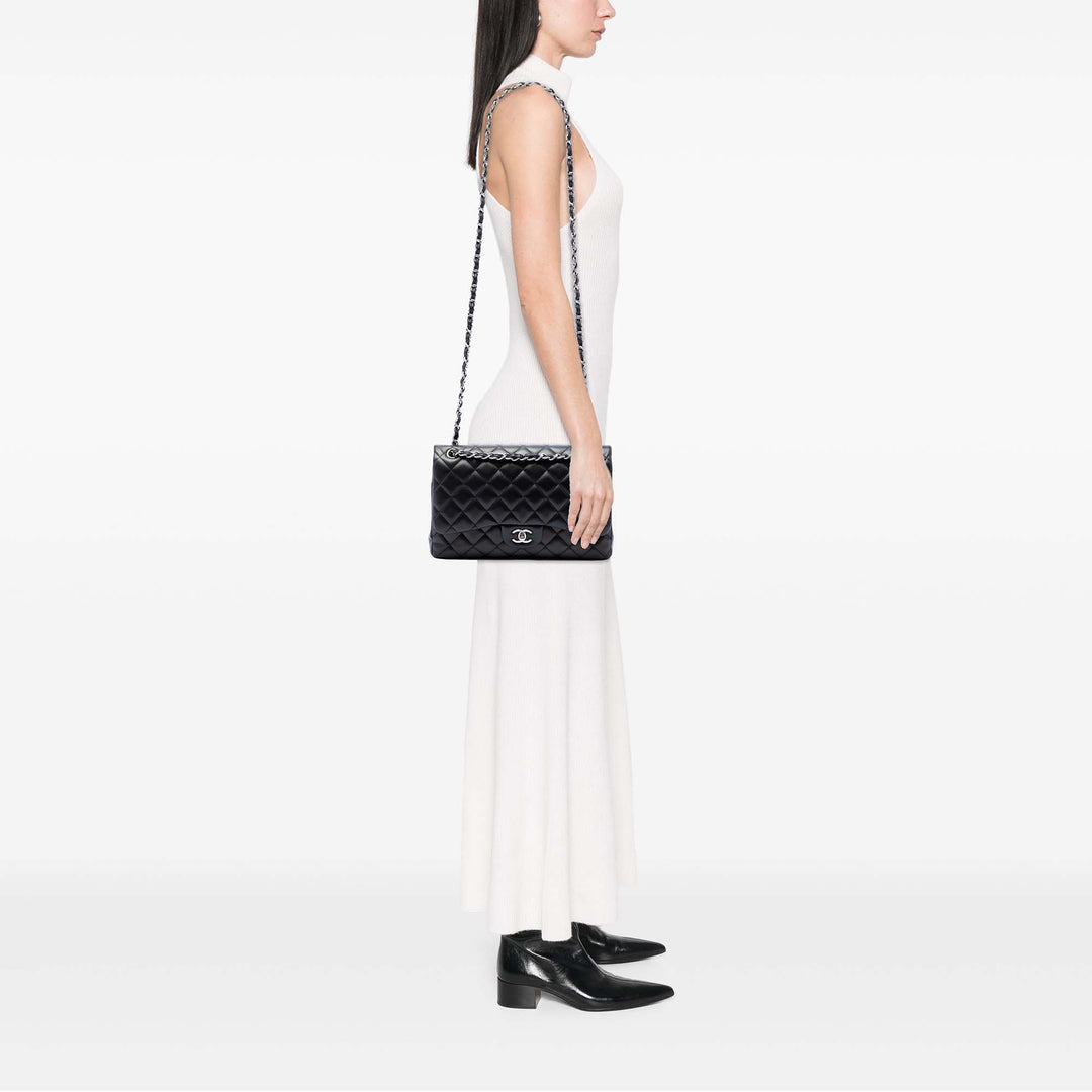 Chanel Classic Double rabat Jumbo Cuir d'agneau Noir – vue 6 – GABY PARIS