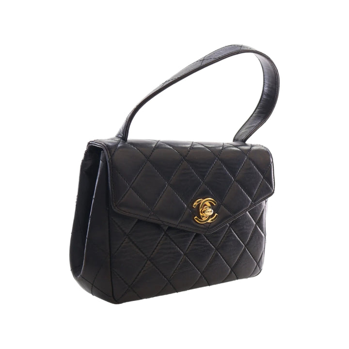 Chanel Sac à main Matelassé Enveloppe à rabat Cuir d'agneau Noir – vue 13 – GABY PARIS